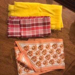 3 vintage ladies scarves